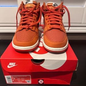 Nike Dunk High Retro Premium